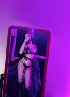 Rinrada Th - masseuse in Hua Hin Photo 5 of 8