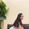 Rina - escort in Jeddah Photo 2 of 5