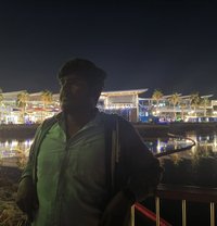 Rio - Male escort in Ras al-Khaimah