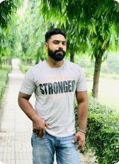 Rio Therapist - Acompañantes masculino in Gurgaon Photo 3 of 11