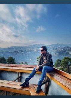 Rip - Male escort in Bangkok Photo 3 of 3