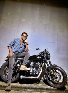 Rip - Acompañantes masculino in Bangkok Photo 4 of 4