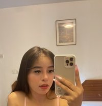 Riri The highclass escort of the town - escort in Manila