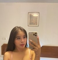 Riri The highclass escort of the town - escort in Manila