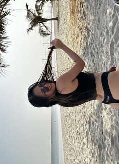 Riri - puta in Dubai Photo 6 of 6