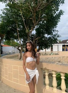 Riri - Transsexual escort in Cebu City Photo 5 of 8