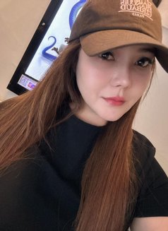 Risa Bkk - puta in Bangkok Photo 2 of 9