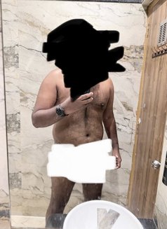 Rish - Male escort in Chennai Photo 1 of 2