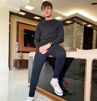 Rishab - Male escort in Dubai