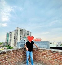 Rishabh - Acompañantes masculino in Noida