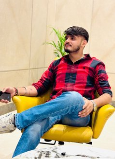 Rishabh - Male escort in Noida Photo 2 of 5