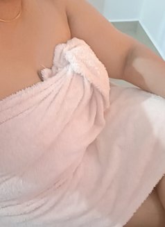 Rishana Kochi, Kerala - escort in Kochi Photo 1 of 4