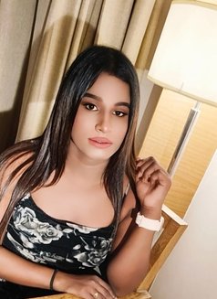 Risharoy - Transsexual escort in Bhopal Photo 15 of 19