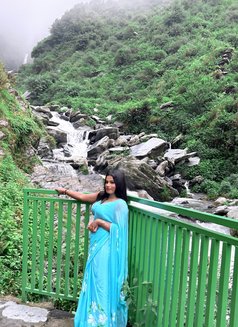 Risharoy (only cam session available) - Transsexual escort in New Delhi Photo 27 of 27