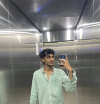 Rishi Gohil - Agencia de acompañantes masculinas in Mumbai