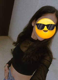Rishi - escort in Noida Photo 3 of 4