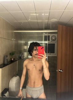 Rishi - Male escort in Bangalore Photo 3 of 3