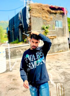 Rishi - Male escort in Mumbai Photo 1 of 4