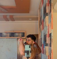 Rishi - Male escort in Mumbai