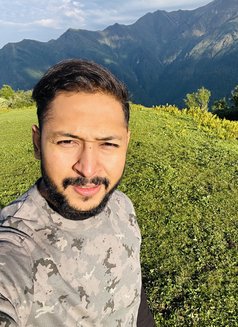 Rishi - Male escort in Jaipur Photo 6 of 7