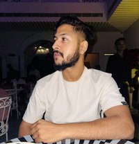 Rishi Jain - Male adult performer in Jaipur