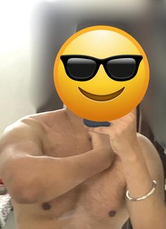 Rishi Noir - Male escort in New Delhi Photo 1 of 6