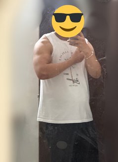 Rishi Noir - Male escort in New Delhi Photo 3 of 6