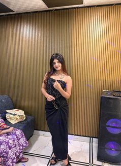 Rishika - escort in Dubai Photo 7 of 7