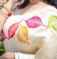 Rishika - escort in Kochi