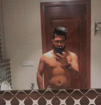 Rishu - Male escort in New Delhi