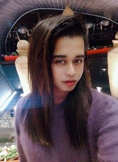 Rishu Love - Male escort in Mumbai Photo 3 of 13