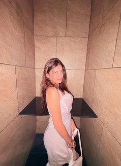 Rishvi Escort - escort in Kolkata Photo 2 of 6