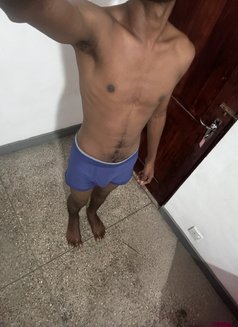 Risky 22 age Colombo - Male escort in Colombo Photo 1 of 3