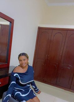 Risper - escort in Al Juffair Photo 3 of 6