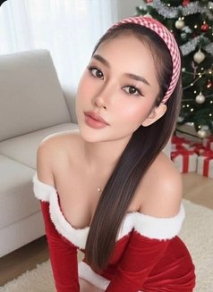 RISTA - escort in Bangkok Photo 4 of 6