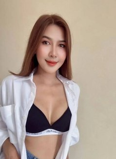 Rita - masseuse in Bangkok Photo 3 of 5