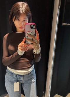 Rita - escort in Taipei Photo 9 of 9