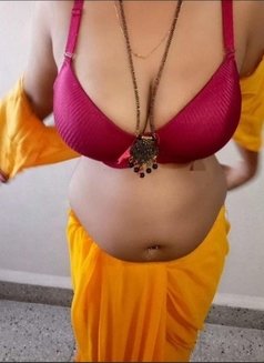 Rita Housewife Paid Cam Show - adult performer in Coimbatore Photo 3 of 3