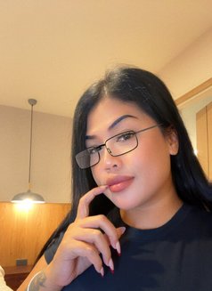 Rita incall, outcall - escort in Bangkok Photo 5 of 9