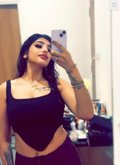 Rita Independent Cam or Real Meet - puta in Kolkata Photo 2 of 3