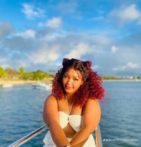 Rita - puta in Mauritius Photo 1 of 2