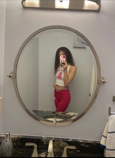 Rita Maya - puta in Dubai Photo 3 of 6