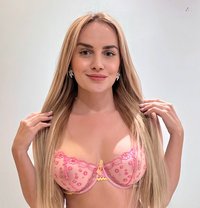 Rita - escort in Bangkok Photo 9 of 11