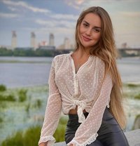 Rita - escort in Phuket Photo 5 of 9