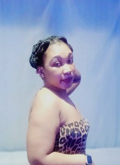 Rita - escort in Jeddah Photo 1 of 3