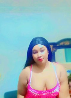 Rita - escort in Jeddah Photo 2 of 3