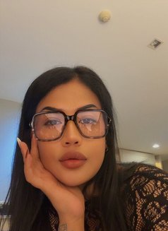 Rita - escort in Bangkok Photo 2 of 4