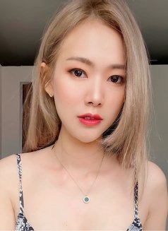 Rita - escort in Bangkok Photo 2 of 5