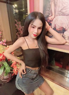 Rita - Transsexual escort in Bangkok Photo 3 of 5