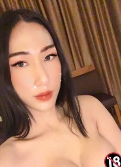 Rita Thai Top Bottom - Transsexual escort in Taipei Photo 2 of 5